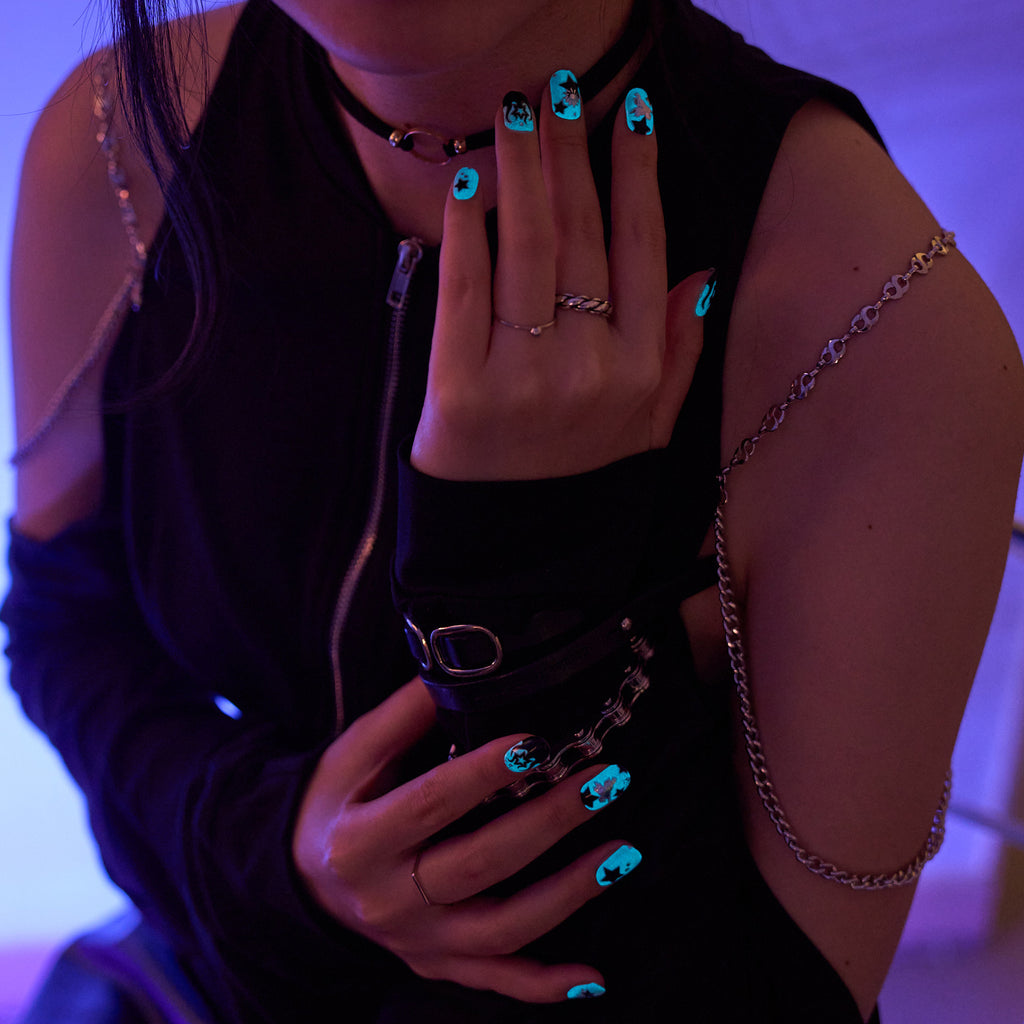 ROCK CHIC NEON GLOW